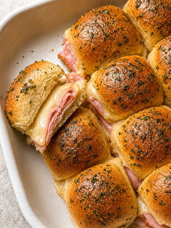 ham and swiss sliders recipe - buttery dinner rolls filled with ham and swiss cheese.